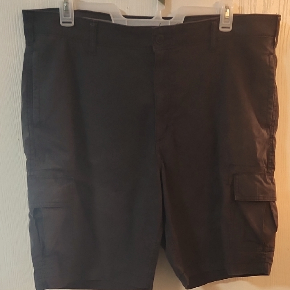 Men's Lee brand Gray Cargo Shorts